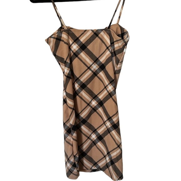 Windsor Plaid Bodycon Dress NWT - Picture 4 of 7